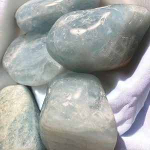 Alternative view of Trommelstenen - Aquamarijn