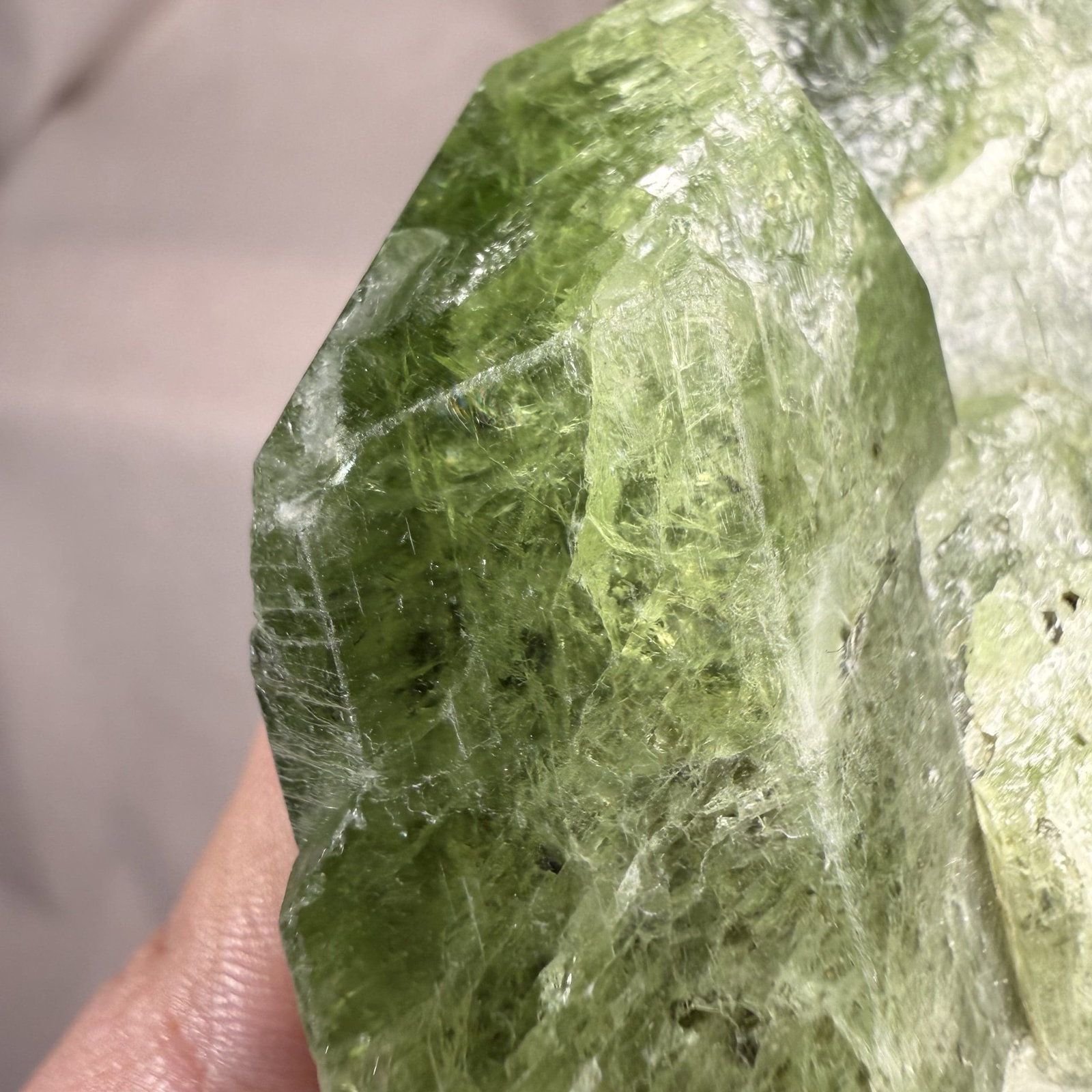 Diopside kristal - 1 - Afbeelding 2