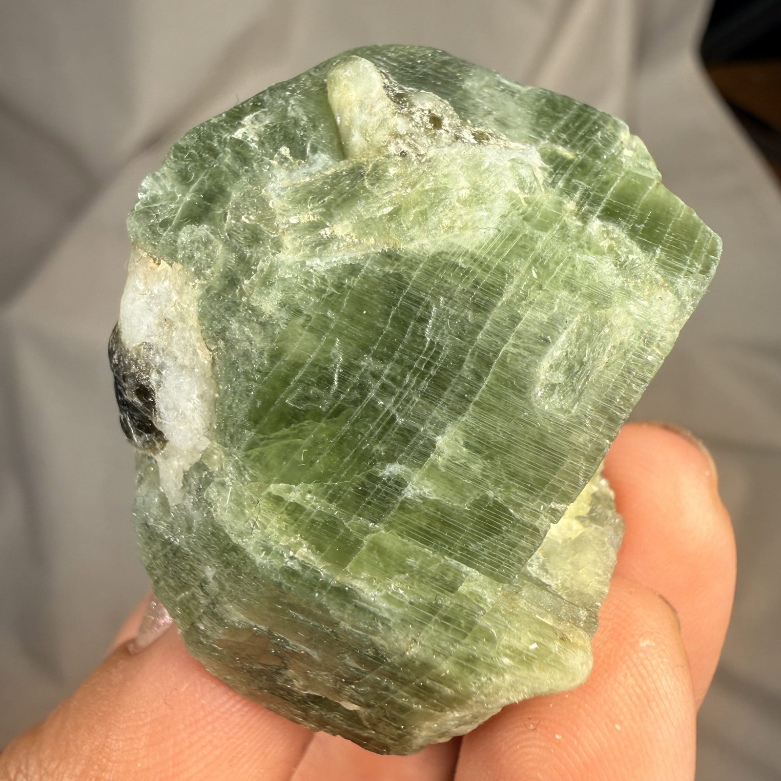 Diopside kristal - 23 - Afbeelding 2