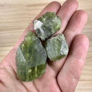 Alternative view of Diopside kristallen - 3 stuks - Random pick