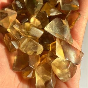 Alternative view of Trommelstenen - Smoky Citrien