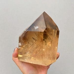 Alternative view of STATEMENT PIECE! 2,83 kilo Citrien kristal