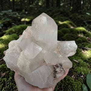 Alternative view of Himalaya kwarts cluster - 46