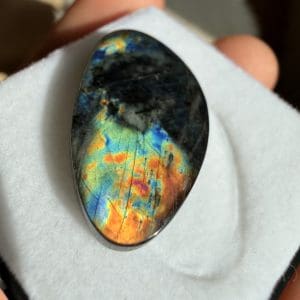 Spectroliet cabochon in venster doosje - 19