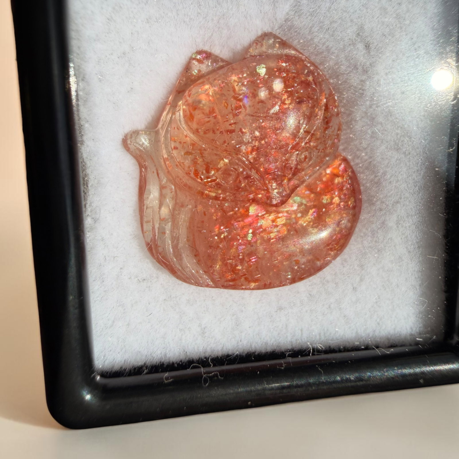 Zonnesteen carving – Vos – Random pick - Afbeelding 3