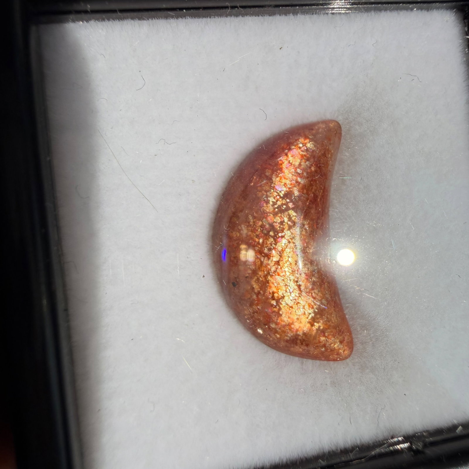 Zonnesteen carving – Maan – Random pick - Afbeelding 4