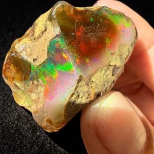 Alternative view of Ethiopische Water Opaal - 10