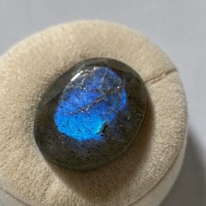 Alternative view of Geslepen Cabochon - Labradoriet - 26