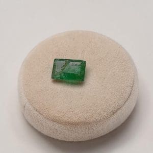 Geslepen Cabochon - Smaragd - 64