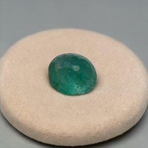 Alternative view of Geslepen Cabochon - Smaragd - 67