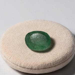 Alternative view of Geslepen Cabochon - Smaragd - 68
