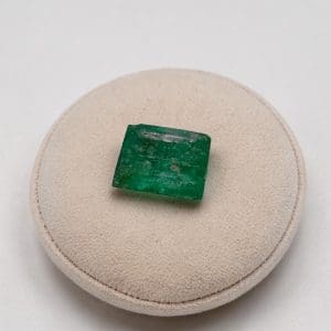 Alternative view of Geslepen Cabochon - Smaragd - 70