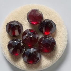 Geslepen Cabochon - Rhodoliet 7 stuks - 75