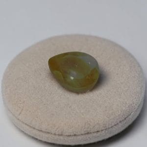Alternative view of Geslepen Cabochon -  Scheelite - 90