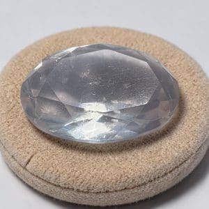 Alternative view of Geslepen Cabochon - Rozenkwarts - 116