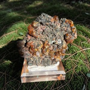 Elite pick! Andradiet cluster op plateau
