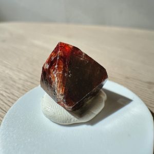 Zirkoon kristal uit Chillas