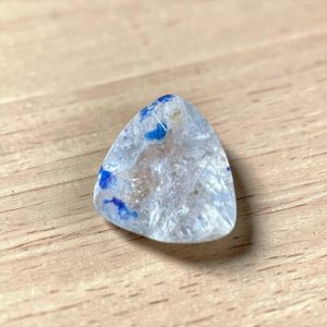 Hauyn in kwarts facet geslepen cabochon - Afghanistan