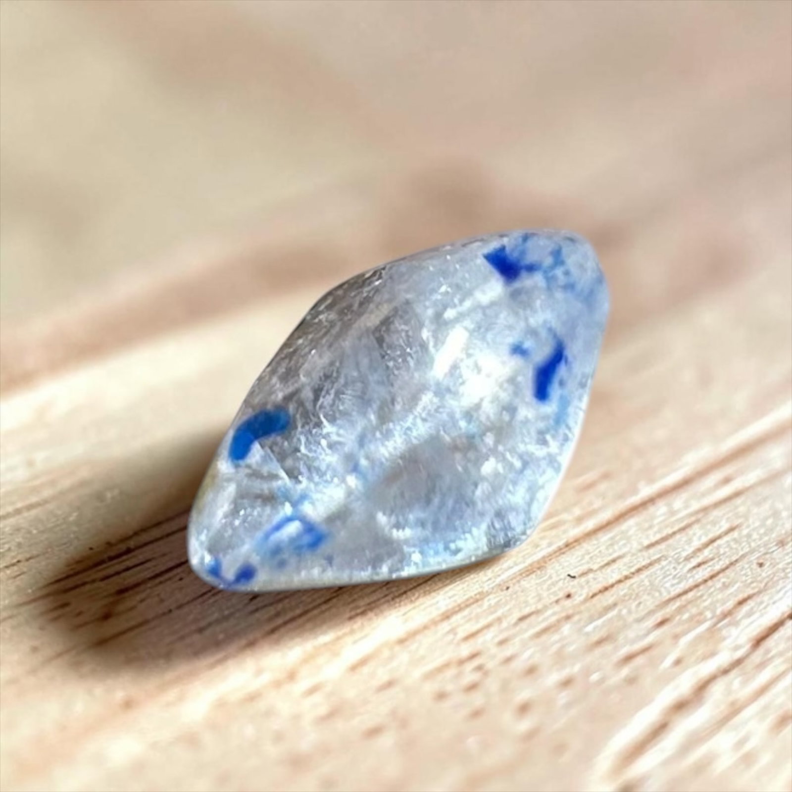 Hauyn in kwarts facet geslepen cabochon - Afghanistan - Afbeelding 2