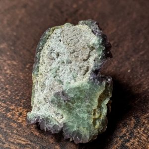 Alternative view of Paars/groene fluoriet cluster uit Zhejiang - 2
