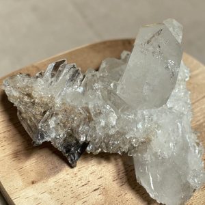 Brookiet in kwarts cluster - 3