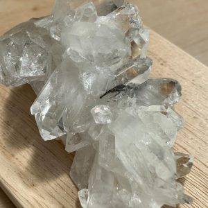 Brookiet in kwarts cluster - 8 - Afbeelding 3