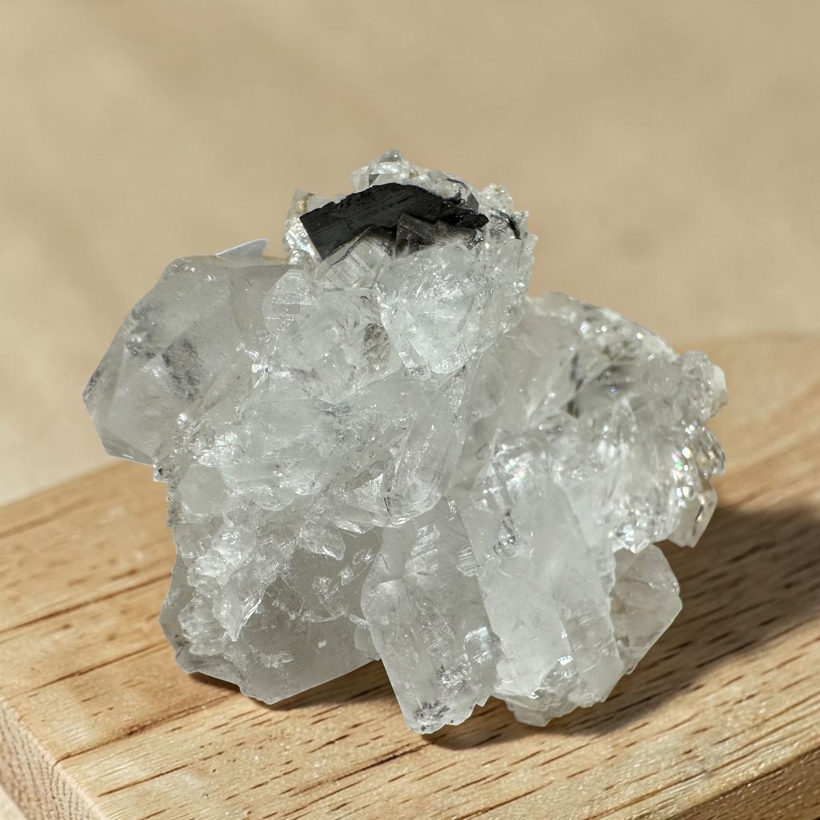 Brookiet in kwarts cluster - 9 - Afbeelding 3