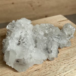 Alternative view of Brookiet in kwarts cluster - 15